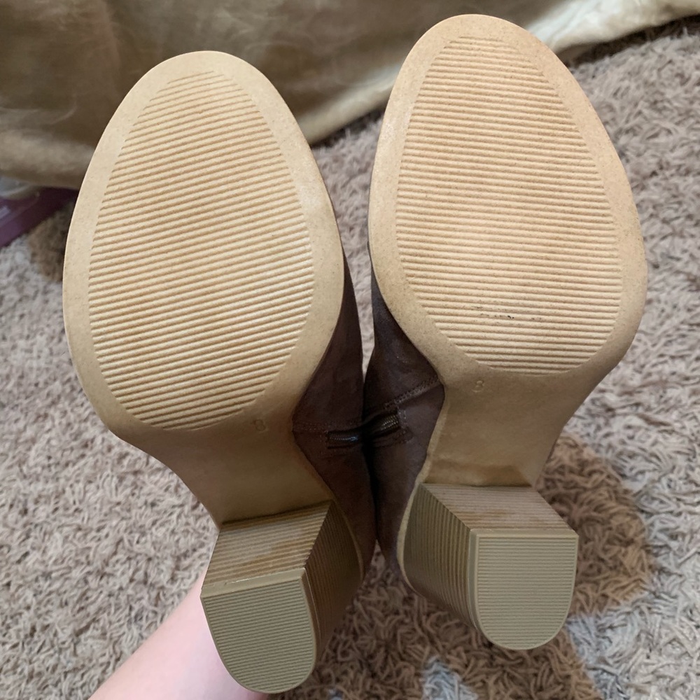 Booties - Picture 4 of 4